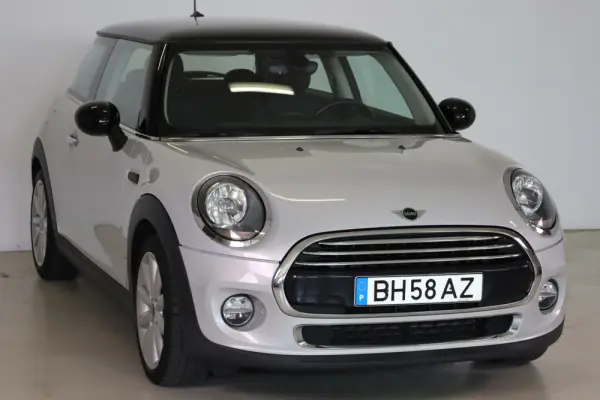 MINI 3 Portas Cooper D 5