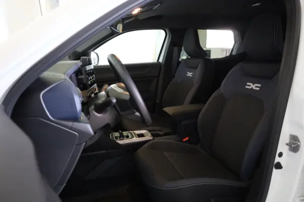 Dacia Duster 1.6 Hybrid Journey 24