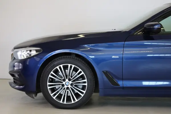 BMW 520 d xDrive Aut. Luxury Line 12