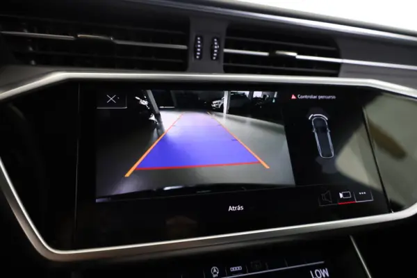 Audi A6 Avant 40 TDI S line S tronic 33