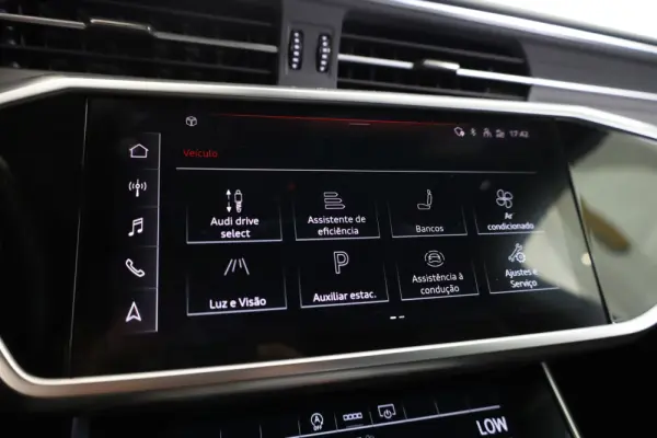 Audi A6 Avant 40 TDI S line S tronic 36