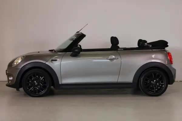 MINI Cabrio One Sport Edition 4