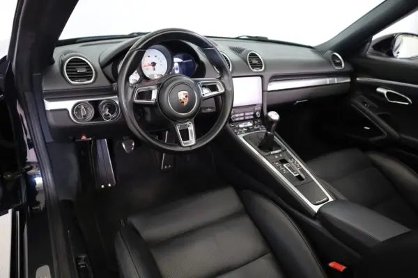 Porsche 718 Boxster 2.5 S 6
