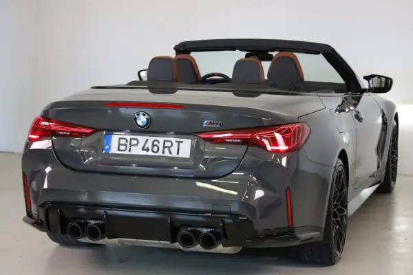 BMW M4 Competition xDrive 21