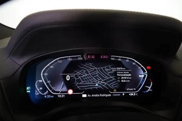 BMW iX3 Inspiring 23