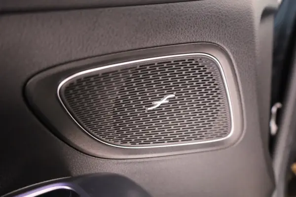 Mercedes-Benz C 300 e T 9G-TRONIC Avantgarde 40