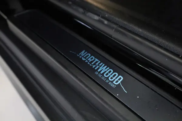 MINI Countryman Cooper SE ALL4 Auto 34