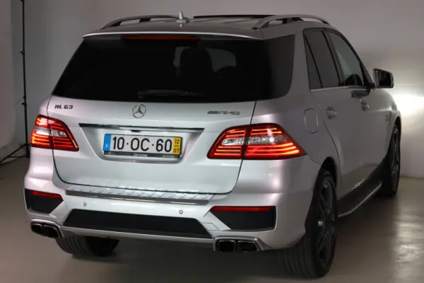 Mercedes-Benz ML 63 AMG 4Matic SpeedshiftFT 7G-TRONIC Performance Package 26