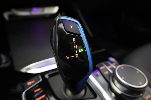 BMW iX3 Inspiring 36