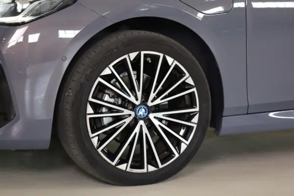 BMW 225xe Active Tourer e xDrive Pack Desportivo M 13