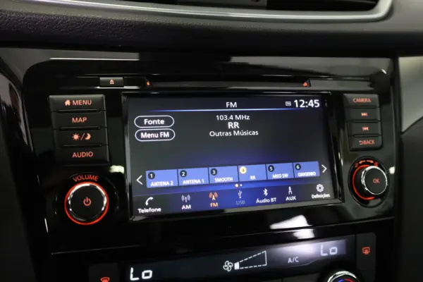 Nissan Qashqai 1.3 DIG-T N-Connecta LED+TT+SKY 30