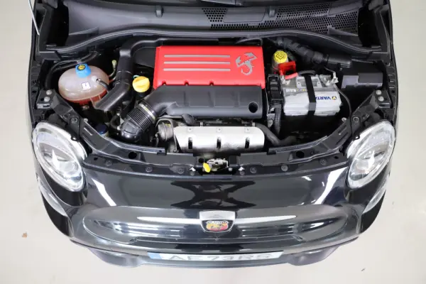 Abarth 595C 1.4 T-Jet 595 9