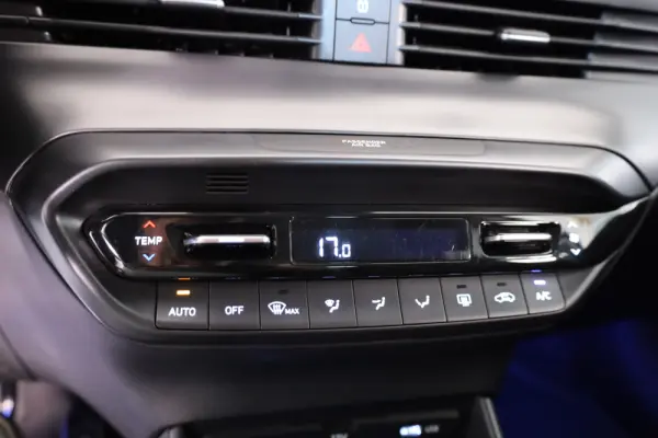 Hyundai Bayon 1.0 T-GDI Premium 27