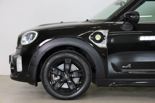 MINI Countryman Cooper SE ALL4 Auto 12