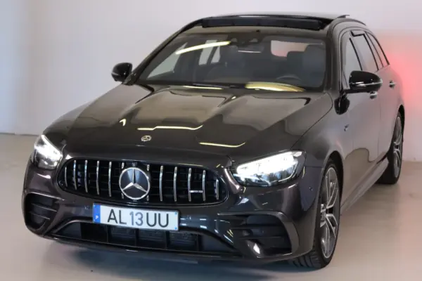 Mercedes-Benz E 53 AMG 4Matic+ 11