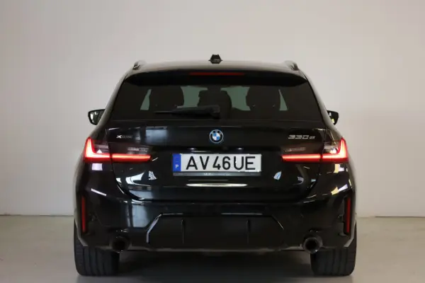 BMW 330 e Pack Desportivo M Auto 20
