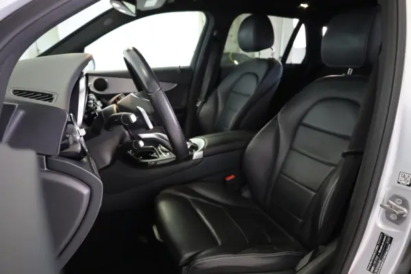 Mercedes-Benz GLC 250 d AMG Line 4-Matic 28