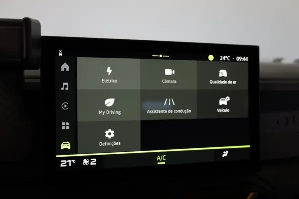 Dacia Duster 1.6 Hybrid Journey 31