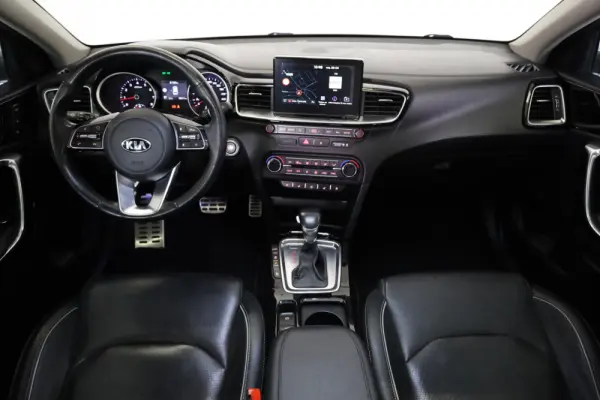 Kia Ceed 1.4 T-GDI TX+SRF 7DCT 5