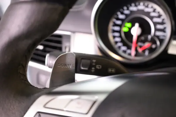 Mercedes-Benz ML 63 AMG 4Matic SpeedshiftFT 7G-TRONIC Performance Package 48