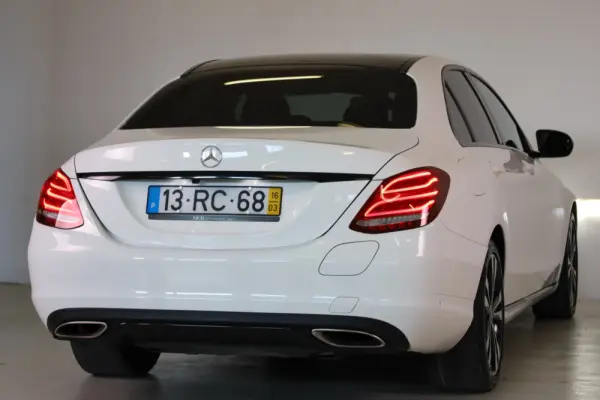 Mercedes-Benz C 350 e 16