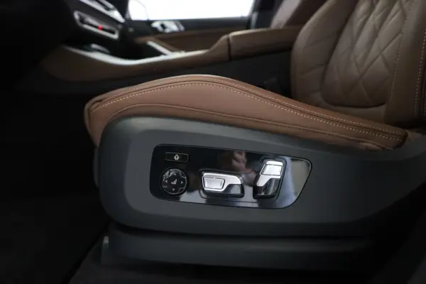 BMW X5 50 e xDrive Pack M Desportivo Pro 29