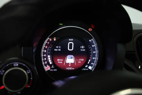 Abarth 595C 1.4 T-Jet 595 29