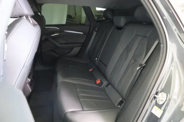 Audi A6 Avant e-tron 100 kWh Performance SE Business Plus Electric Days 26