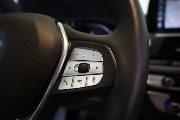 BMW iX3 Inspiring 41