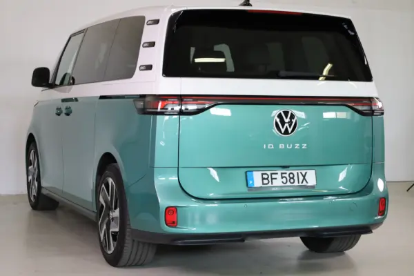 Volkswagen ID.Buzz Pro 14