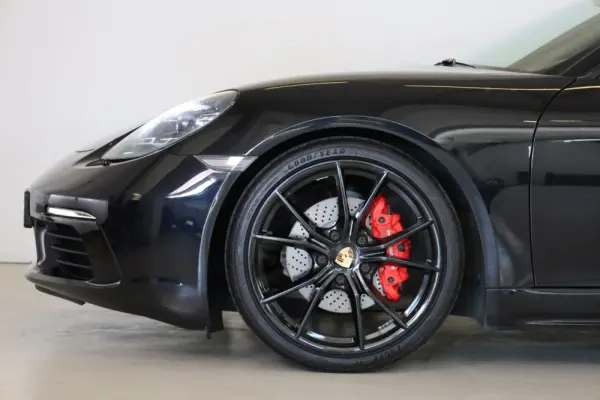 Porsche 718 Boxster 2.5 S 11