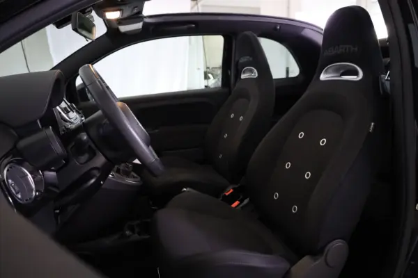 Abarth 595C 1.4 T-Jet 595 23