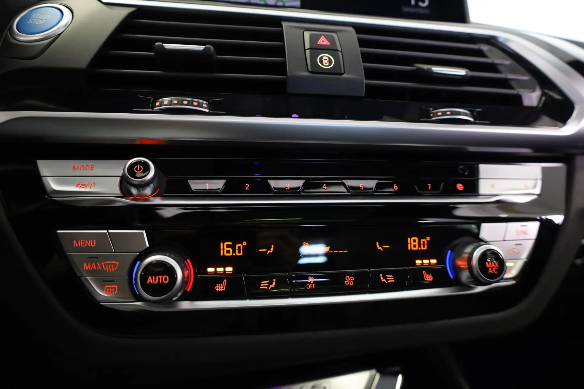 BMW iX3 Inspiring 30