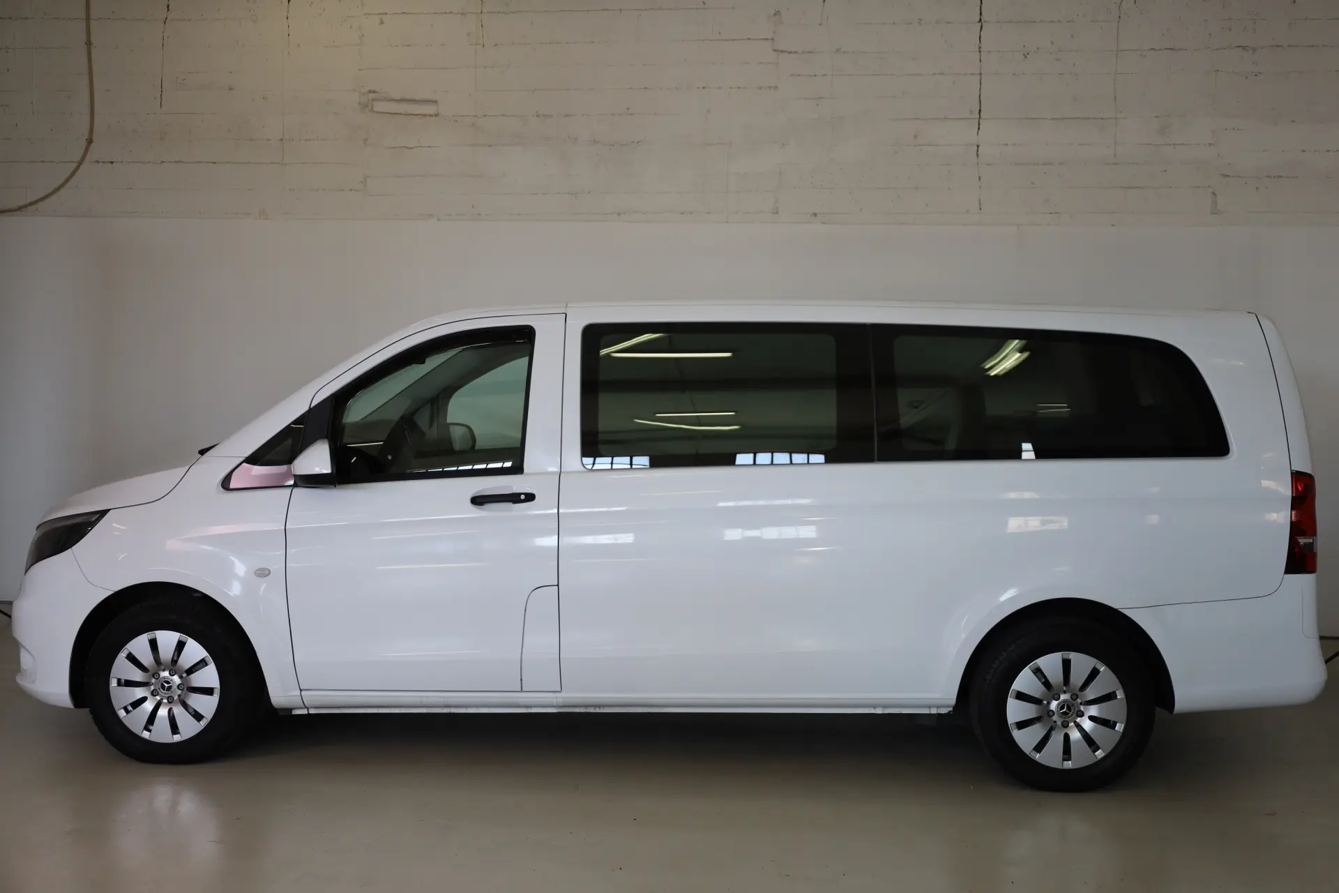 Mercedes-Benz Vito Tourer (BlueTEC) Extra-Longa PRO 11