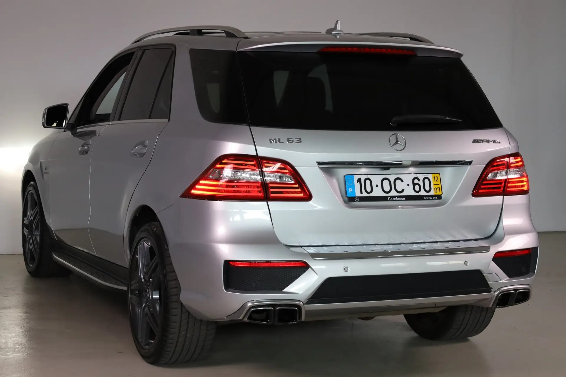 Mercedes-Benz ML 63 AMG 4Matic SpeedshiftFT 7G-TRONIC Performance Package 23