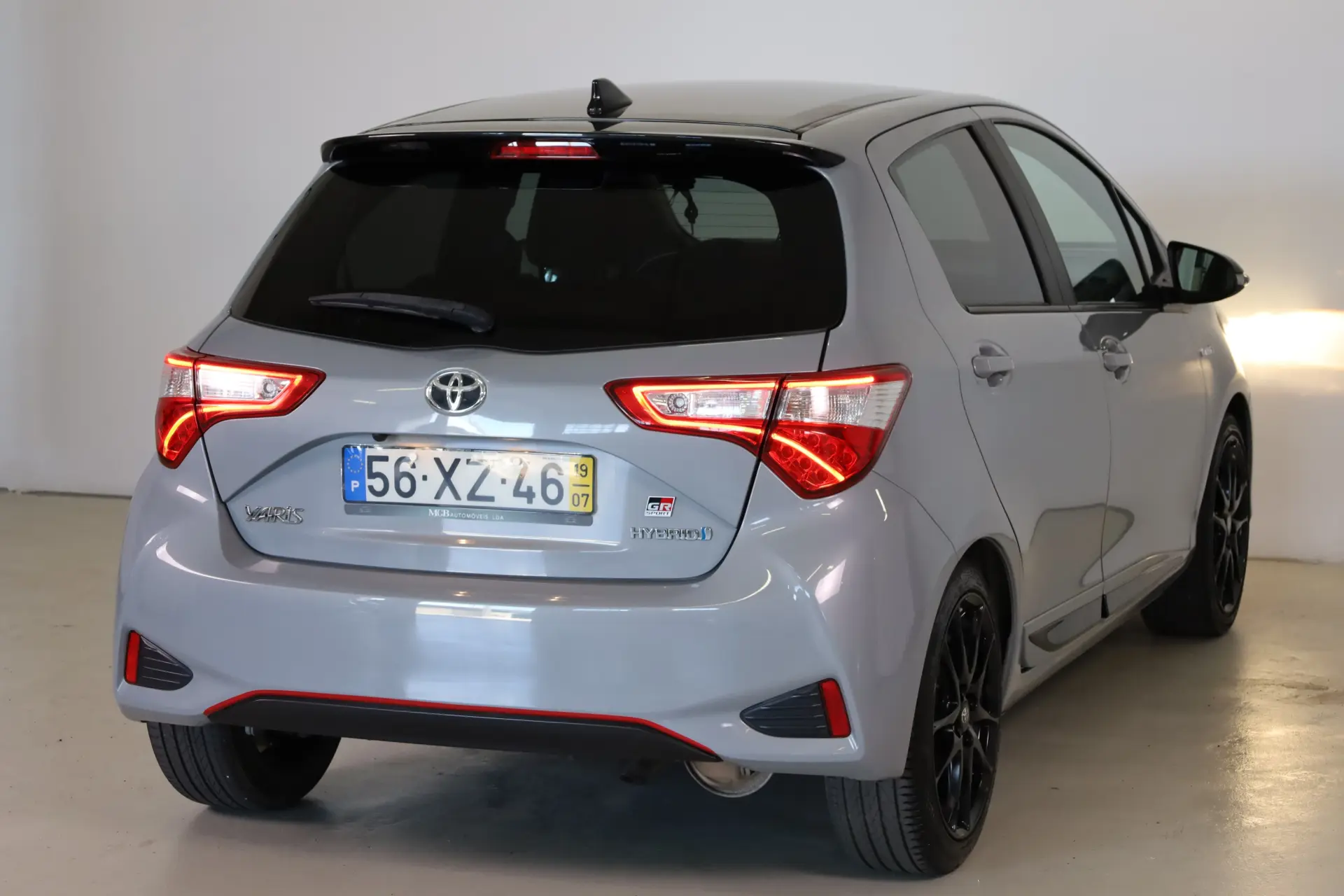Toyota Yaris 1.5 HSD GR Sport 22