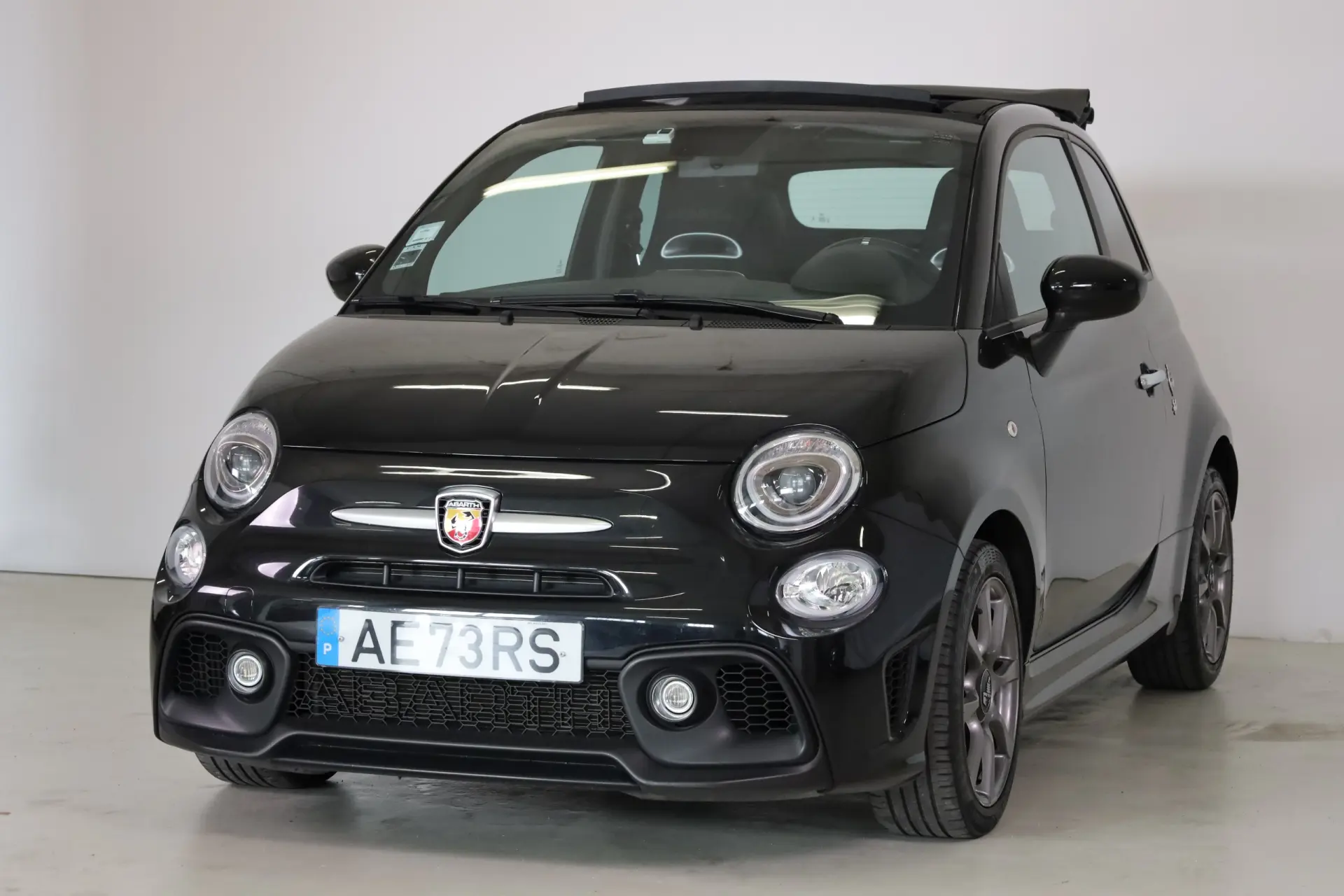 Abarth 595C 1.4 T-Jet 595 11