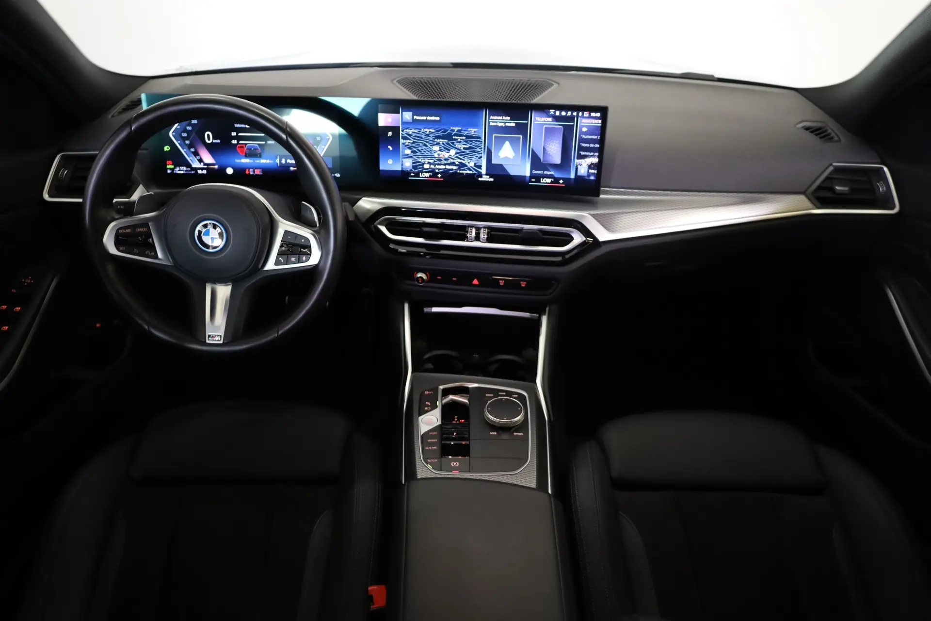 BMW 330 e Pack Desportivo M Auto 5