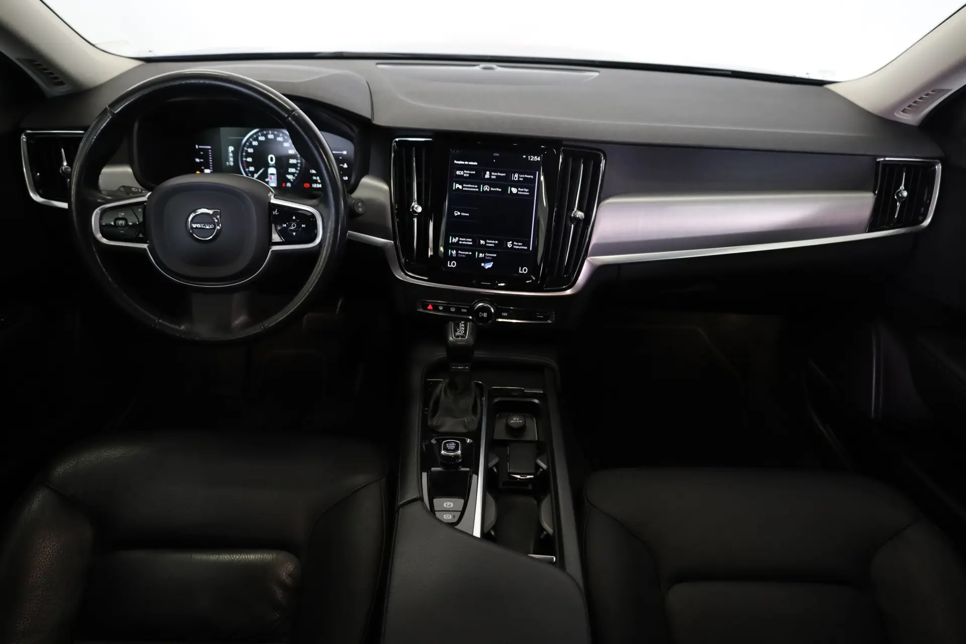 Volvo V90 2.0 D4 Momentum Plus Geartronic 5
