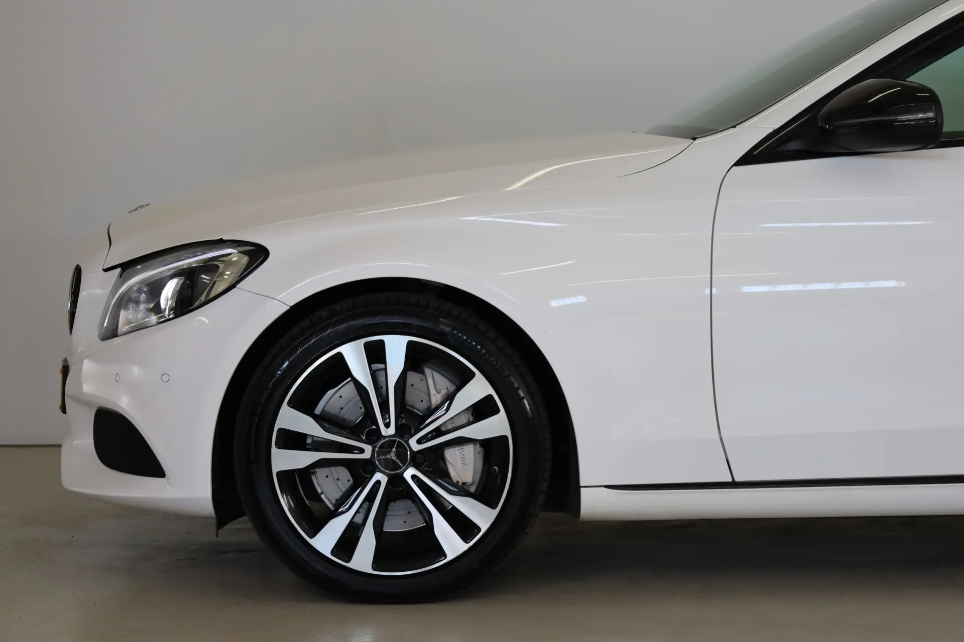 Mercedes-Benz C 350 e 12