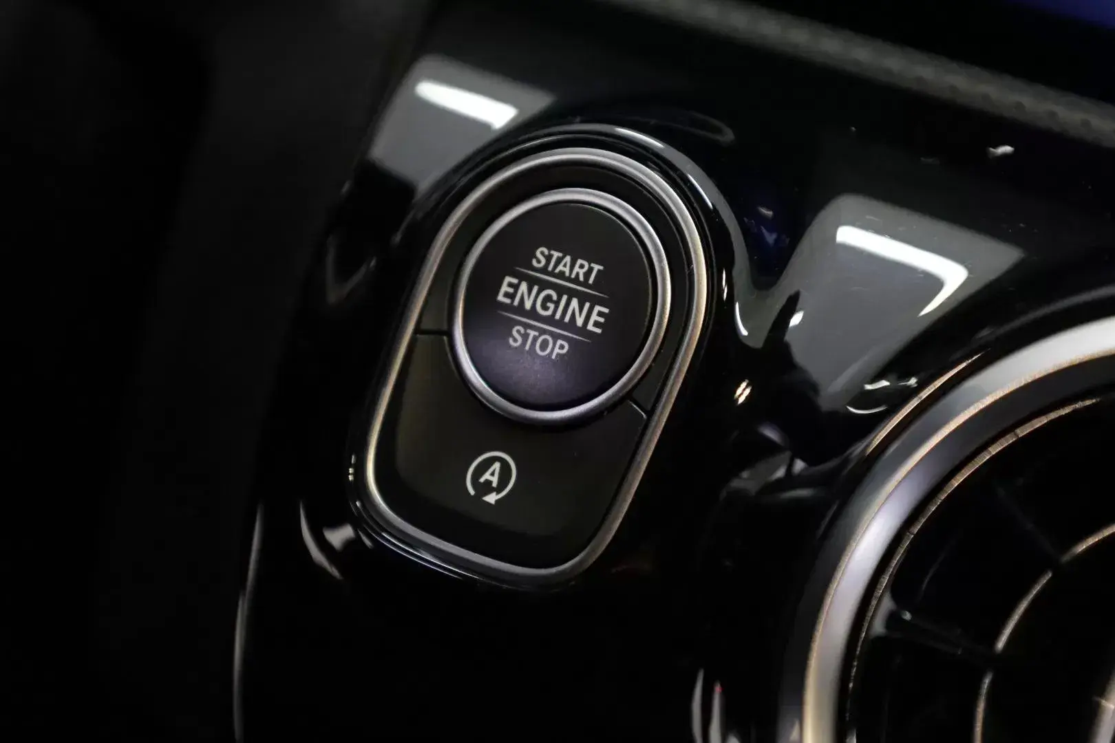 Mercedes-Benz A 180 Limousine Outro 45