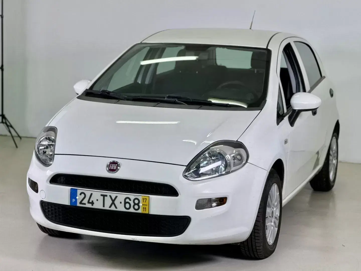 Fiat Punto 1.2 Lounge S&S 3