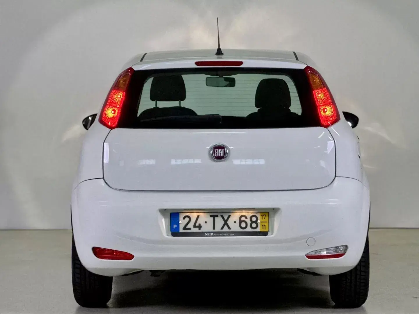 Fiat Punto 1.2 Lounge S&S 5