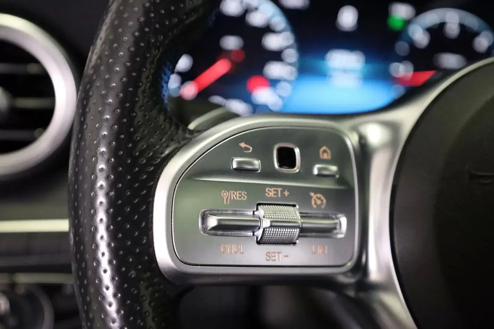 Mercedes-Benz C 200 d AMG Line Aut. 38