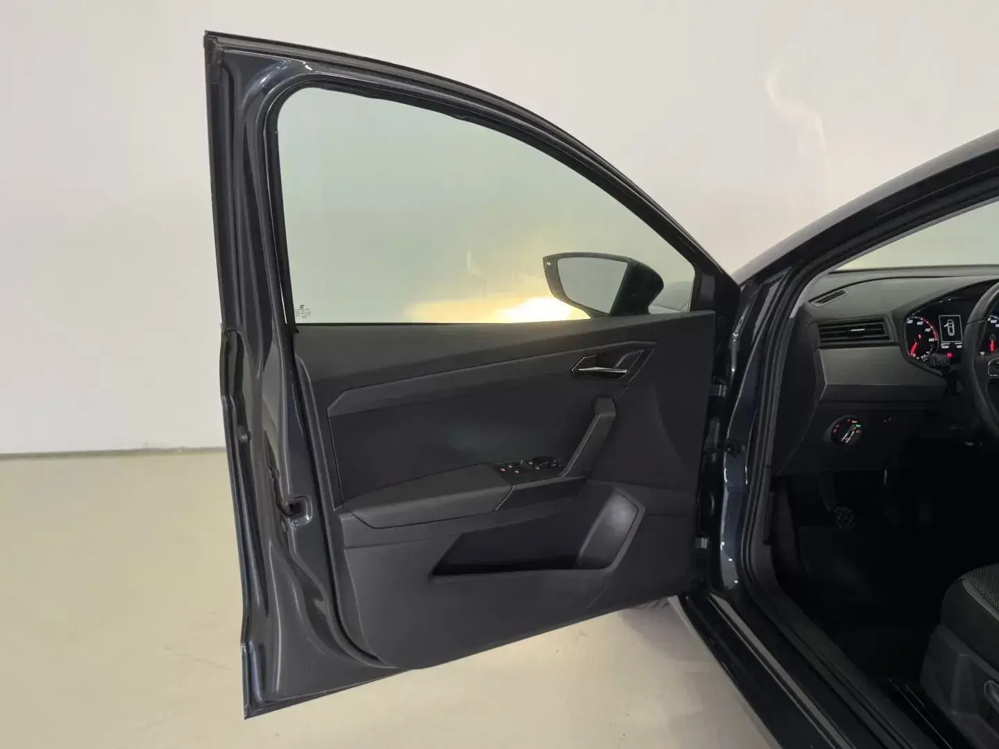 SEAT Ibiza 1.0 Reference 16