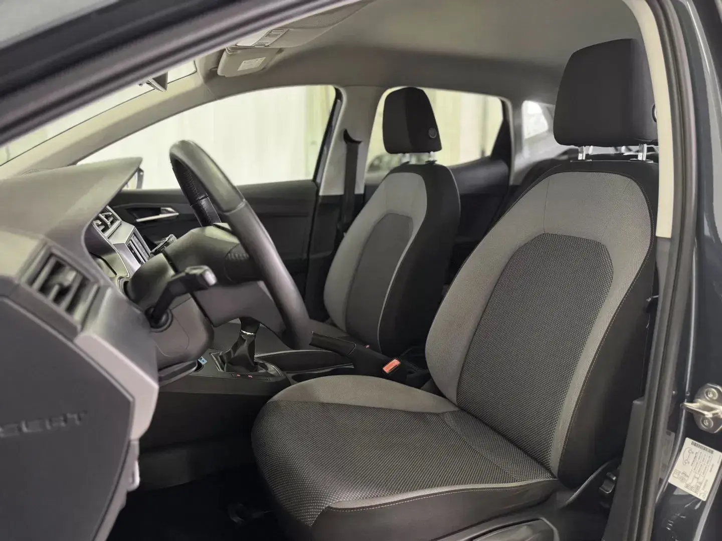 SEAT Ibiza 1.0 Reference 24