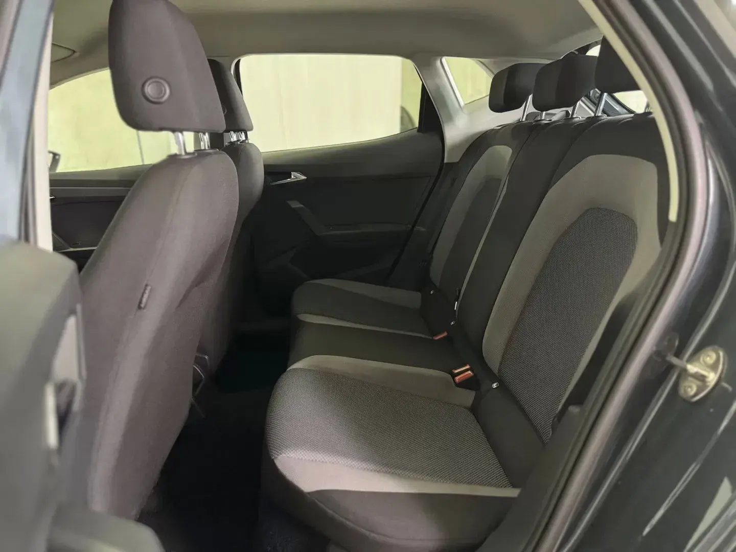 SEAT Ibiza 1.0 Reference 25