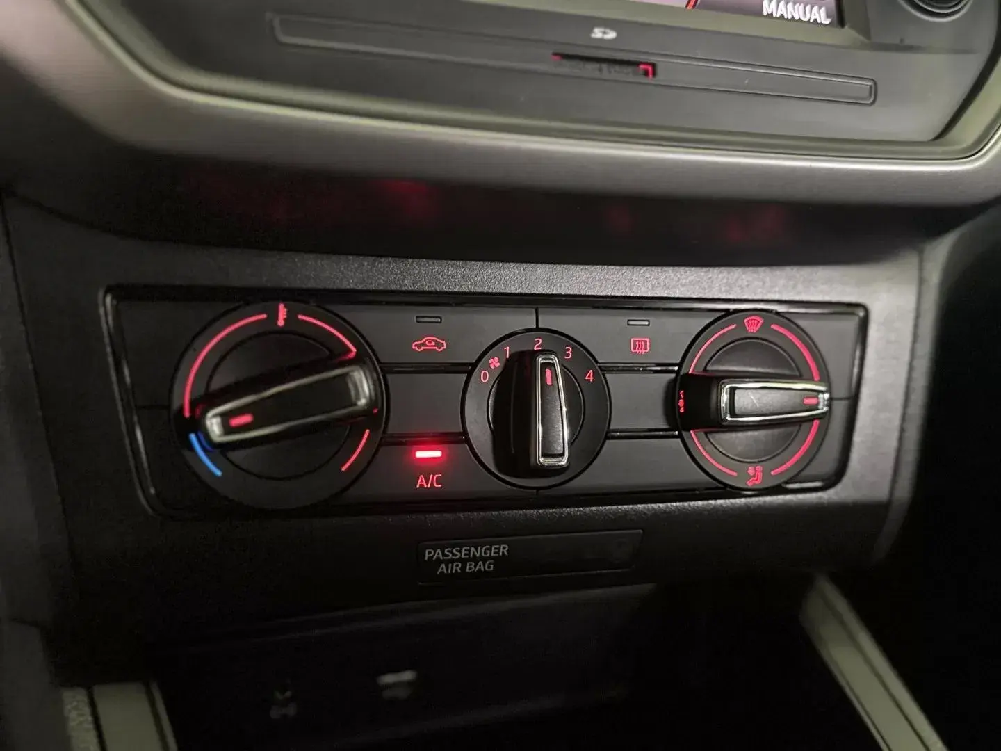 SEAT Ibiza 1.0 Reference 28