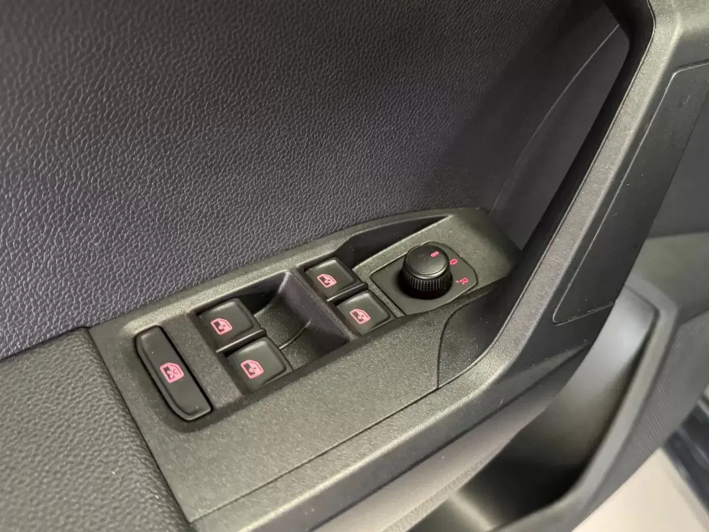 SEAT Ibiza 1.0 Reference 32