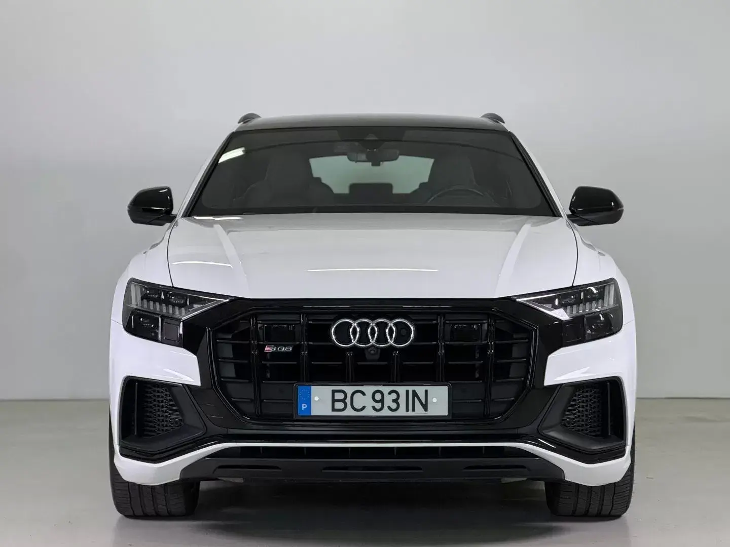 Audi SQ8 TFSI quattro Tiptronic 2